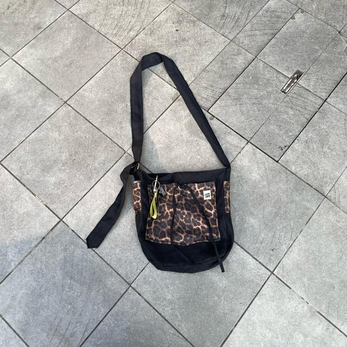 Tas Selempang Minimalis Fomind - Goma Bag - Tas Slingbag - Slingbag Pria - Slingbag Culture -