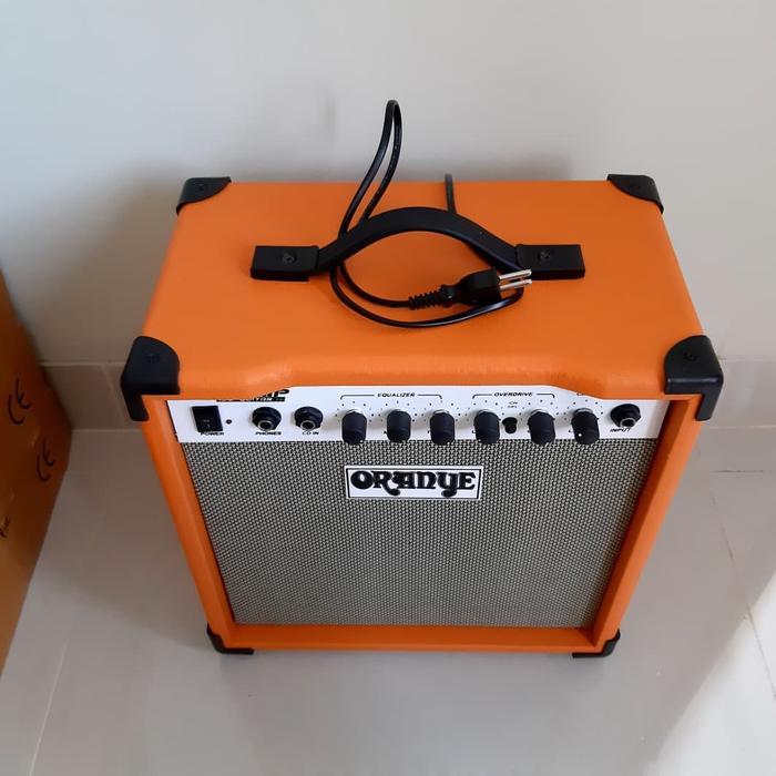 Ampli gitar elektrik oranye distorsi