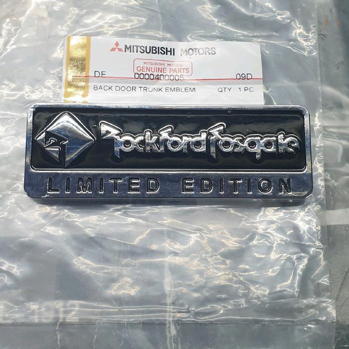 Emblem Rockford Fosgate Black Edition Asli Mitsubishi All New Pajero Sport Xpander Cross newss
