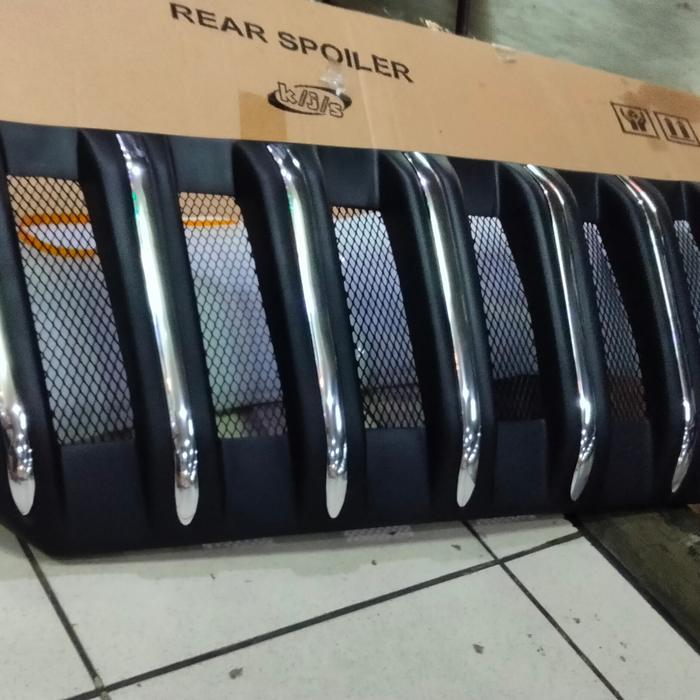 Grill Innova Barong Prado