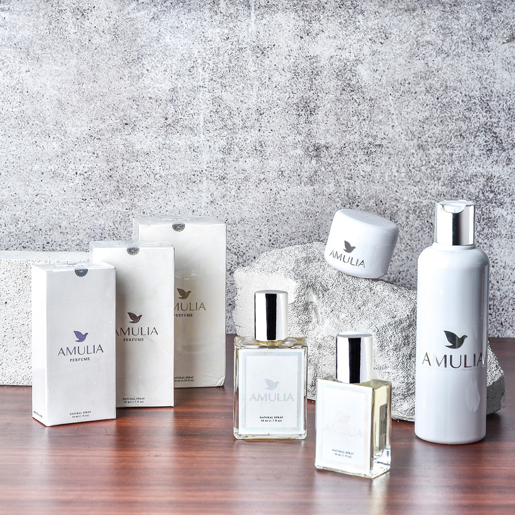 Amulia Perfume (Inspirasi) The Woman (W)   by Olla Ramlan