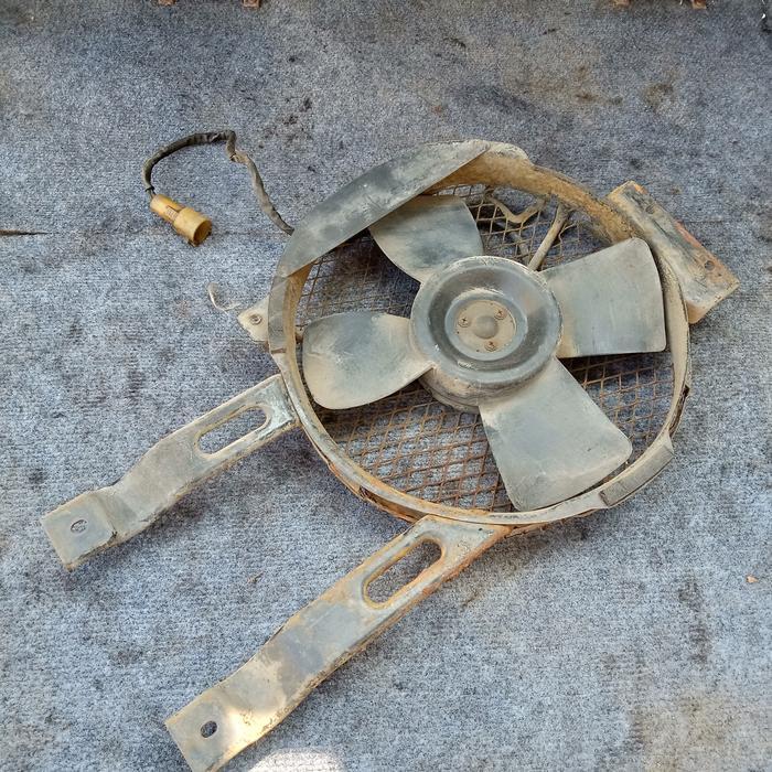 extra fan AC Suzuki esteem 1.6