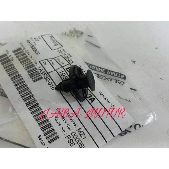 "New" Kancing liner fender-Klip liner fender toyota