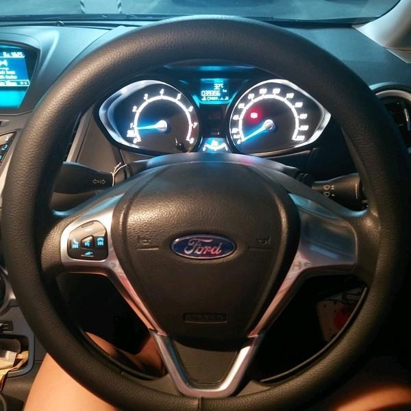 Sarung Stir Mobil Mbtech Ori... Ford Fiesta