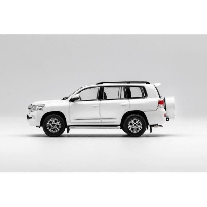 GCD 1/64 Toyota 2018 Land Cruiser LC200 Green Silver White Black Diecast Mobil