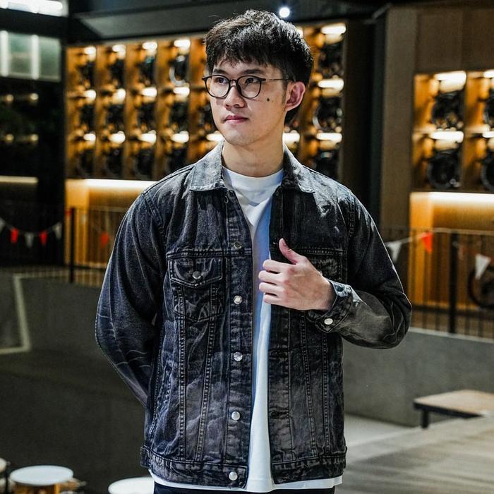 sennox Weird Jeans - Dallas Black - Jacket Trucker Pria Slim Fit Warna HItam