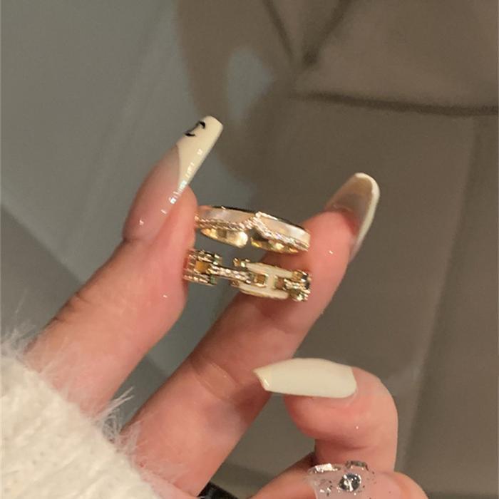 JojooCincin Terbuka Huruf Cangkang Ringan Cincin Indah Cincin Wanita Ceruk Cincin Fashion Mewah