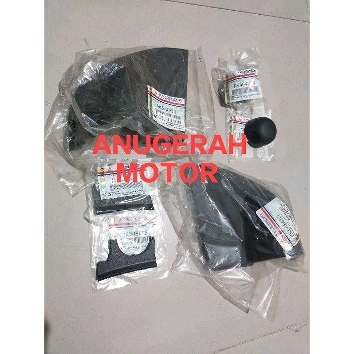 Tutup Tangkai Spion Mitsubishi Canter Set Original Set