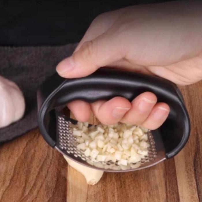 Garlic Press Stainless Gen 2 Alat Penghancur Bawang Onion Crusher