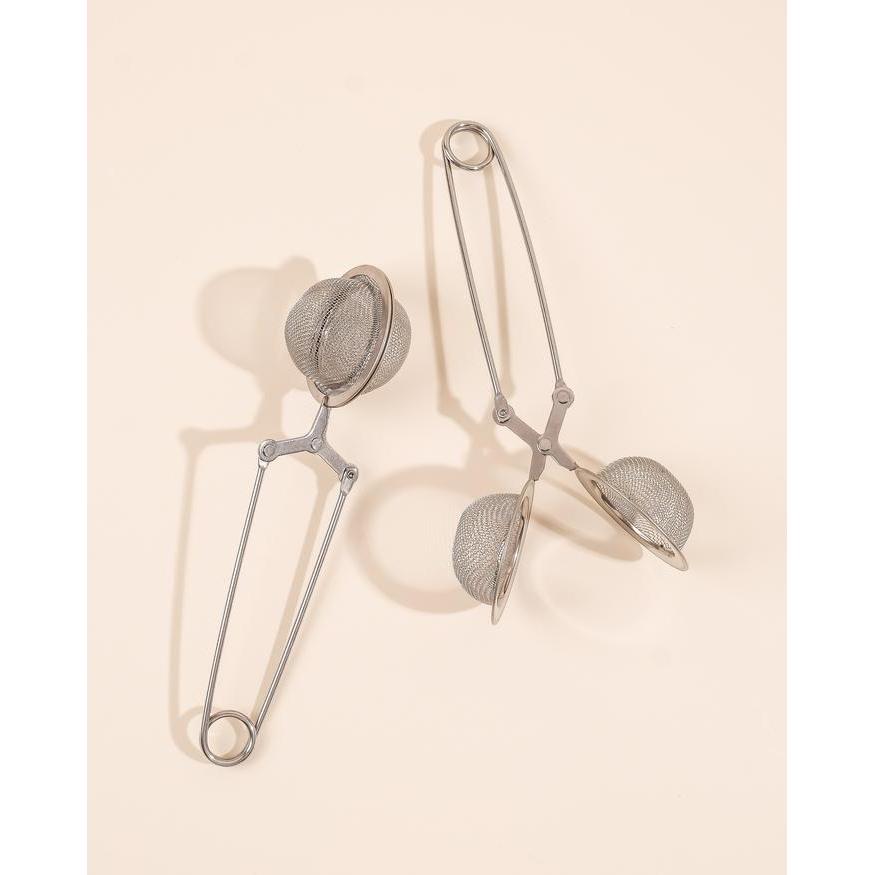 SNAP BALL TEA STRAINER