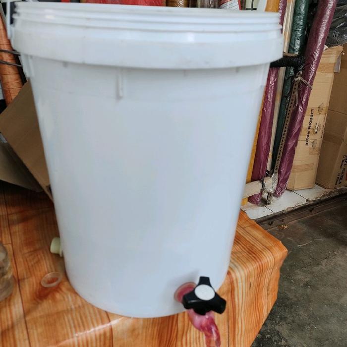 Ember Kran / Ember Cuci Tangan + Kran/Ember Wudhu