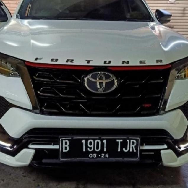Grill Fortuner Facelift 2021