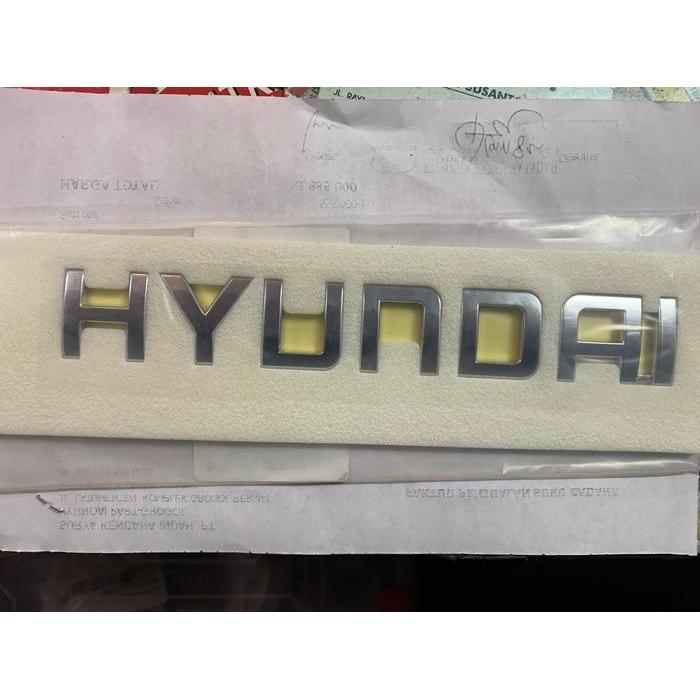 Emblem Tulisan Hyundai Mobil H1