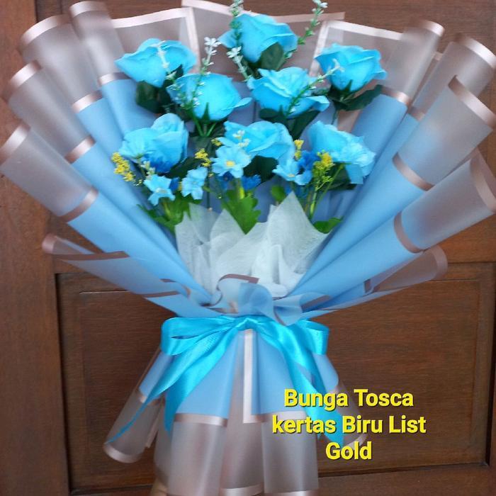 Bucket Bunga mawar Biru Artificial size M