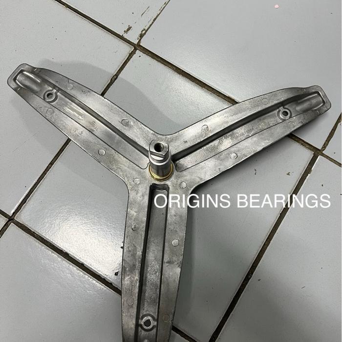 Segitiga mesin cuci Electrolux EWF85747 EWF10843