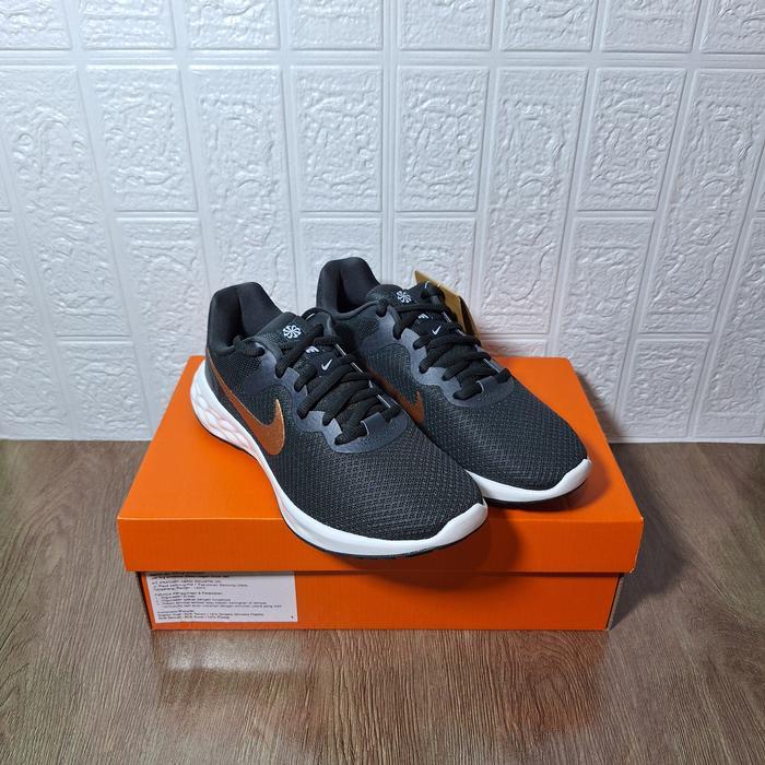 Sepatu Nike Running Womens Revolution 6 Nn Black Gold (Dc3729 009)