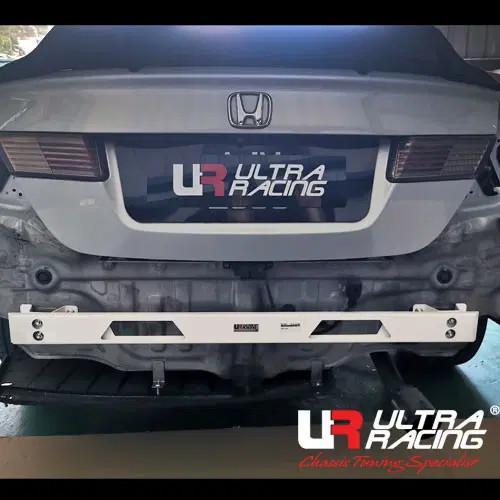 Aksesoris Rear Anti Collision Bar Ultra Racing Honda Civic (FB)