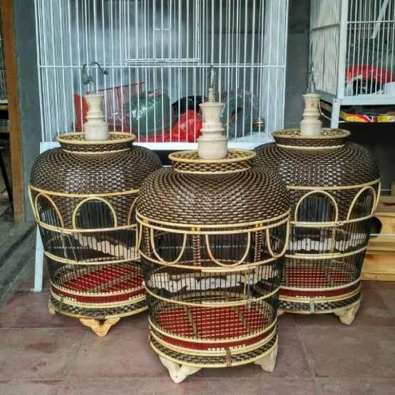 SANGKAR PERKUTUT RAJUT ROTAN