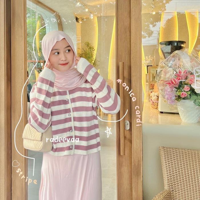 MONICA CARDI STRIPE KNIT CARDIGAN CROP RAJUT MOTIF GARIS KOREAN