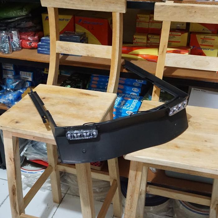 Spoiler Lantai Lampu Led Vespa Px Excel Exclusive Spartan