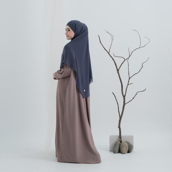 Sedia Zahwa Official - Chayra French Square Hijab Instan Karet Bandana Ceruty Baby Doll Premium