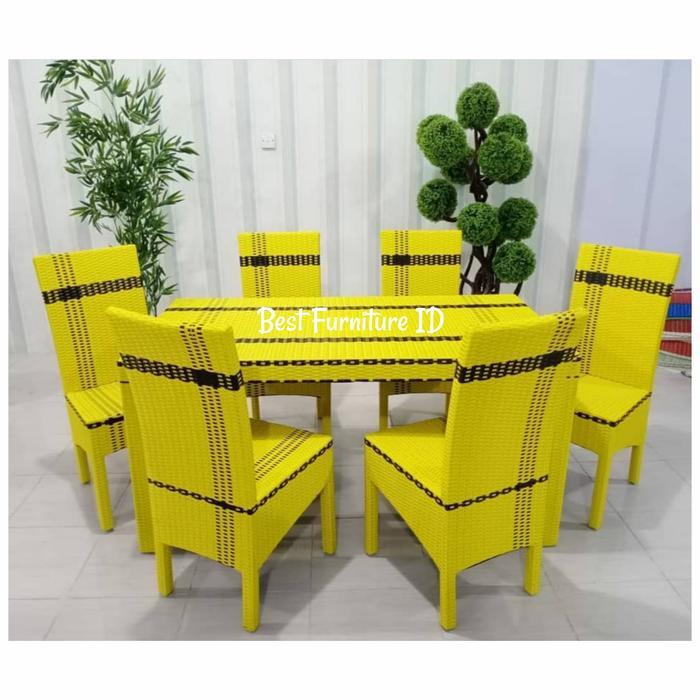 Set Meja Makan 6 Kursi Rotan Sintetis
