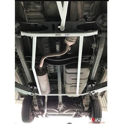 Aksesoris / Rear Lower / Stabiliser Ultra Racing Kijang Kapsul