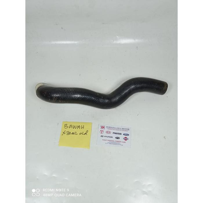 Selang Radiator Bawah Nissan Xtrail T30