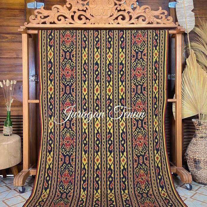 Tenun Blanket Maluku