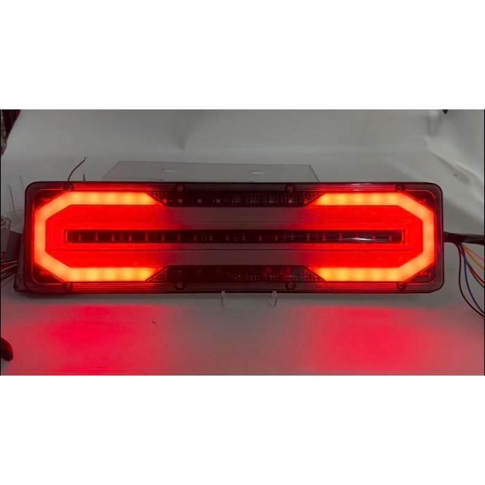 SEPASANG Stop Lamp Truk 12-24 Volt Senja Nyala Rgb Rem Kedip Model Kotak 366
