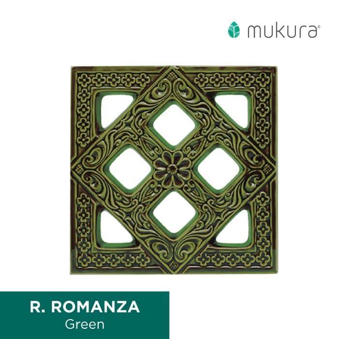 Roster Keramik / Lubang Angin / Loster Romanza 30x30cm