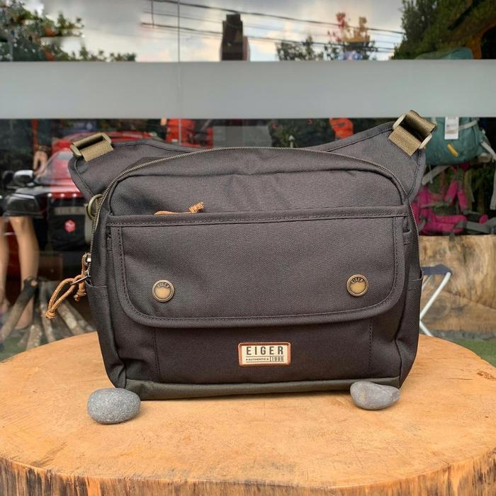 Tas Pinggang Pria Eiger Base Shoulder Bag 7L Tas Selempang Pria Original