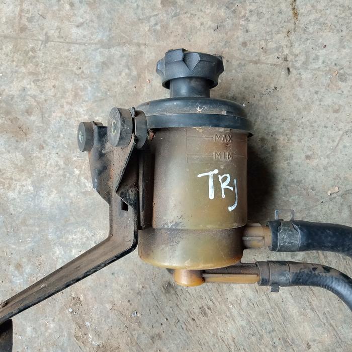 tabung oli hyundai trajet