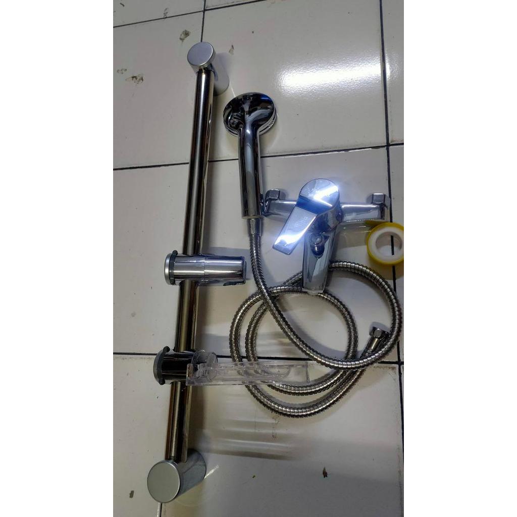 Kran Air Panas Dingin dan Tiang Shower Turbo YuThena Shower Mandi