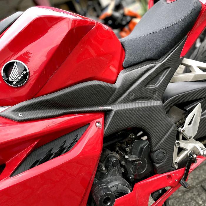 cover deltabox carbon CBR 250RR