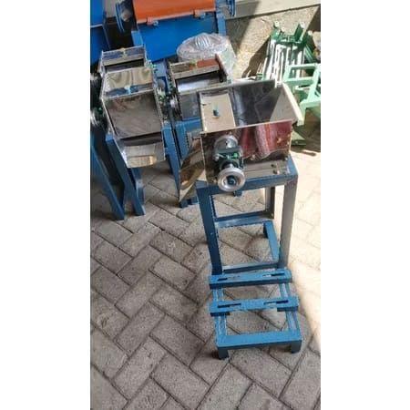 Mesin Parut Besar Kelapa Komplit Dengan Penggerak Dinamo 0.25 Hp