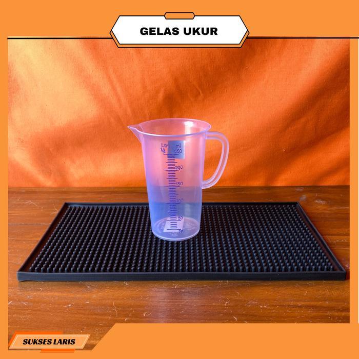 GELAS TAKAR PLASTIK 250 ML GELAS UKUR GELAS PLASTIK GELAS SIRUP