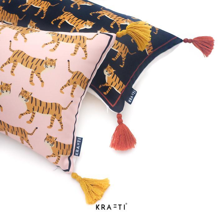 Bantal Sofa / Bantal 30x50cm / Bantal Motif Tiger / Bantal Macan