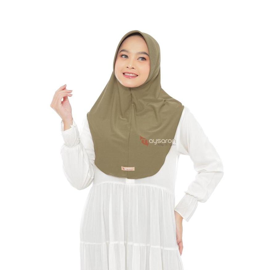 Sedia Maysaron Hijab Sport Size M Medium Menutup dada Kerudung Bahan Spandex Jersey Pad Busa Tebal