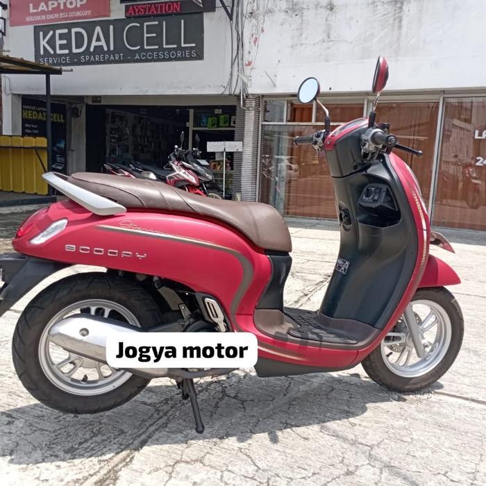 Honda SCOOPY STYLISH TAHUN 2023