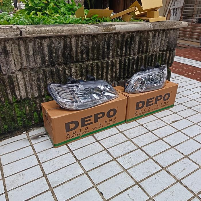 Lampu Depan Headlamp Mitsubishi Lancer Cedia newss