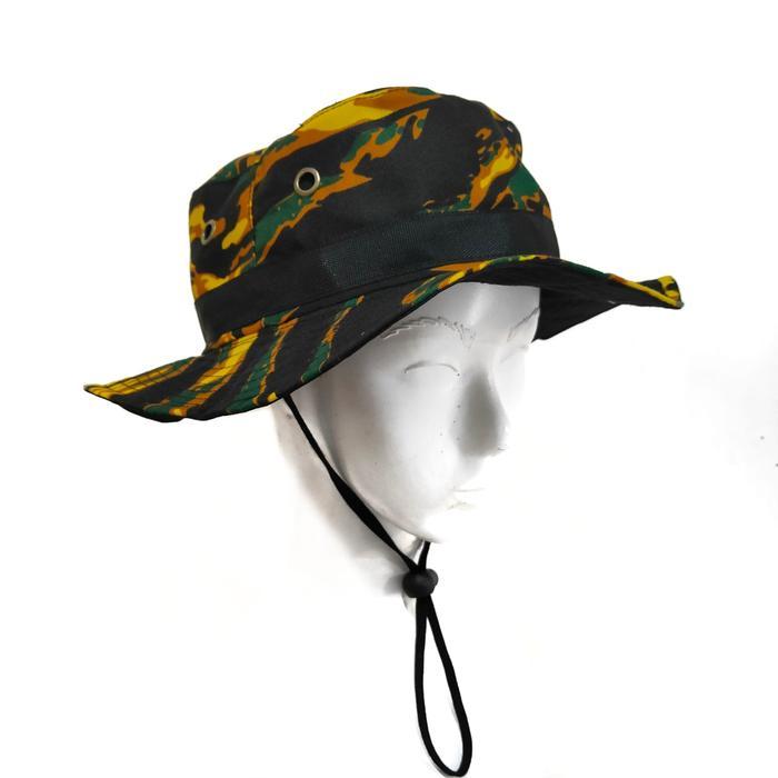 Topi rimba lapangan motif loreng kuning pemuda golkar ampg