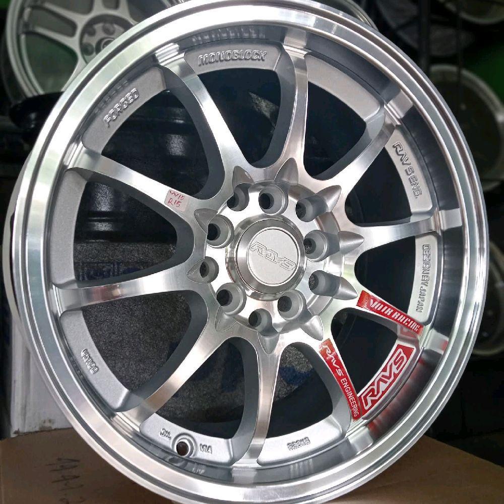 Velg Mobil Racing RAYS CE28 CLUB RACER W15 Ring 15 Warna Silver Lip Polish ET 38