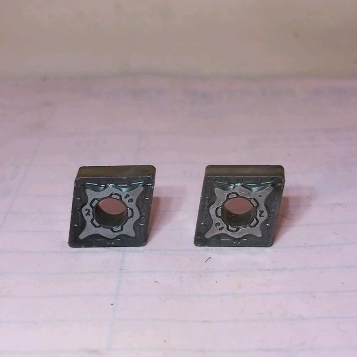 Anti Ribet insert CNMG12 ISCAR Pahat CNMG120408 M3P 8250  Mata pisau bubut CNMG 12 04 Bekas mulus Ba