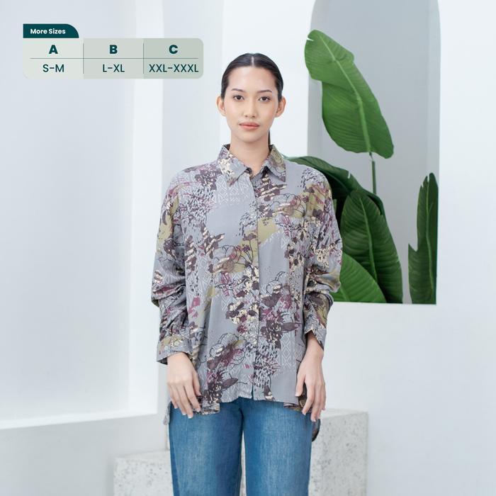 Ixora Kuma Oversized Shirt - Kemeja Wanita Oversize Lengan Panjang Motif Abstrak