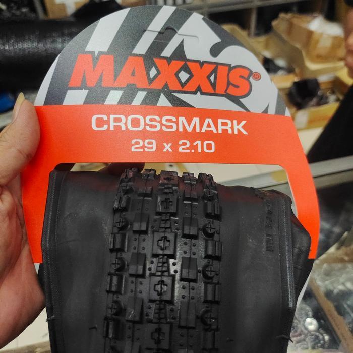 Maxxis 29 X 210 Crossmark Ii Kevlar - Ban Luar 29 X 2.10 Maxxis Crossmark 2 Nyilon Kevlar Harga
