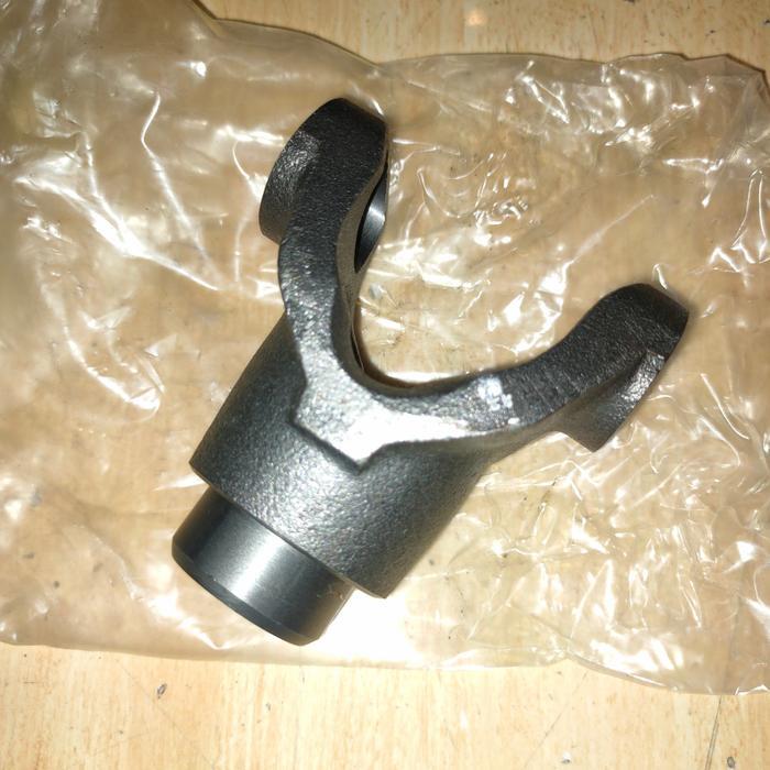Ready Yoke Sleeve Propeller Belakang Ranger Tdi Sa5325120 Kode 224