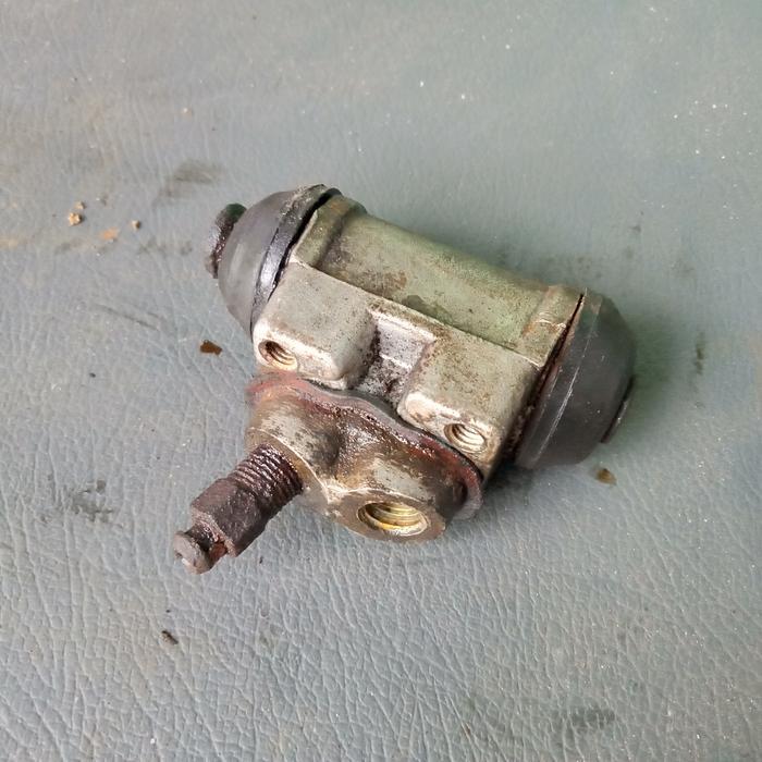 master rem bawah hyundai Atoz