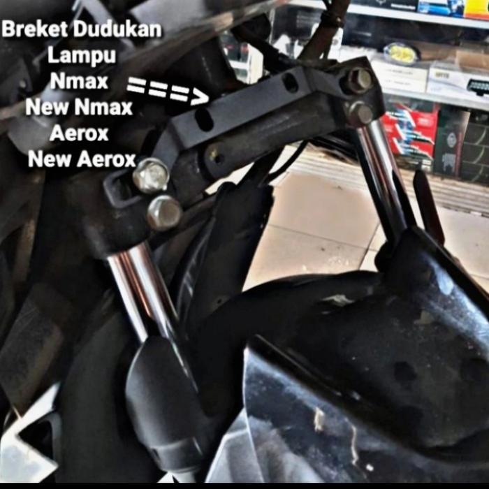 BREKET DUDUKAN LAMPU TEMBAK NMAX AEROX LEXI NMAX BAWAH LAMPU