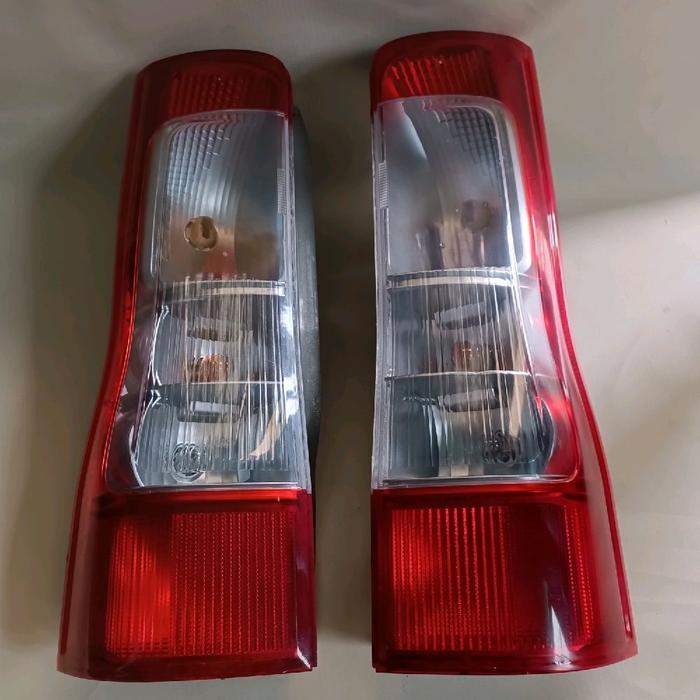 lampu belakang Granmax town ace